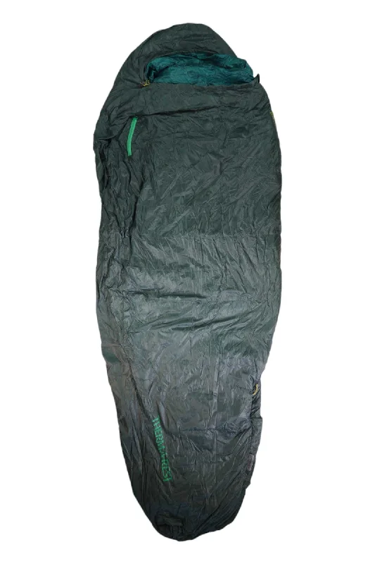 Therm-a-Rest Questar 32 Reg Sleeping Bag